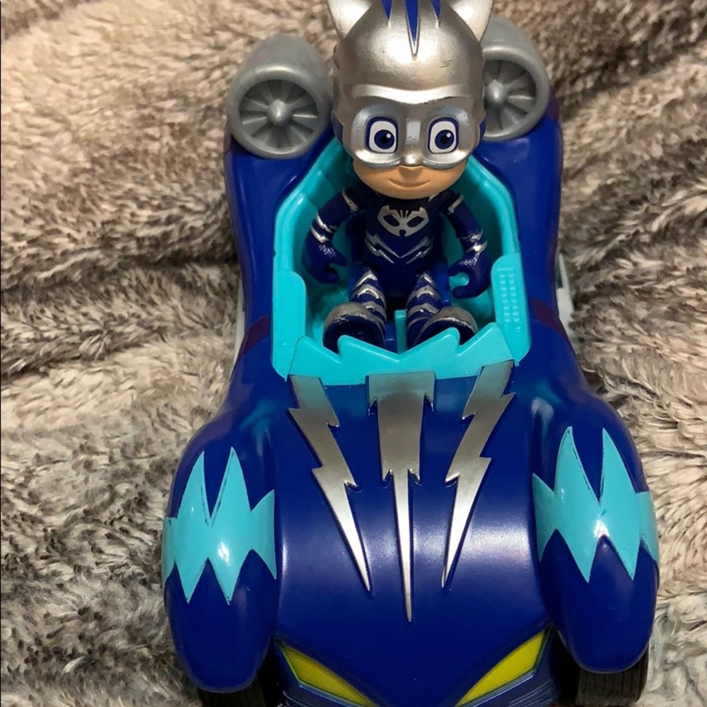 PJ Masks Catboy and his cat Mobil